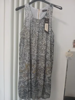 Abito fantasia geometrica