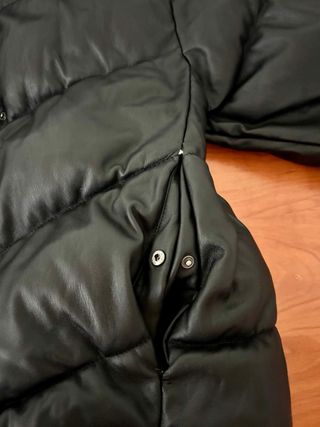 Abrigo acolchado negro talla L