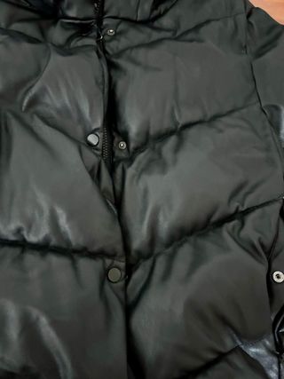 Abrigo acolchado negro talla L