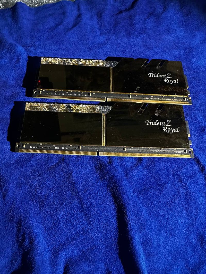 RAM G.Skill Trident Z Royal 2x16GB