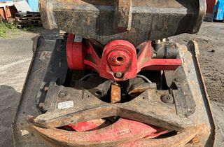 Excavadora Volvo EC220EL