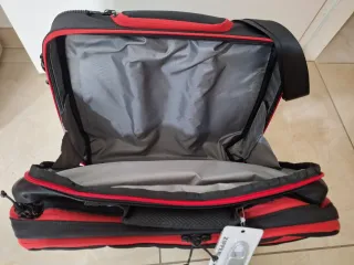 Trolley piccolo Ferrari nero e rosso