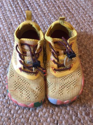 Zapatos Saguaro Barefoot Talla 28