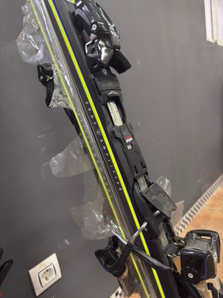 Esquís y botas Salomon Nuevos a Estrenar