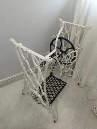 Pie de máquina de coser SINGER