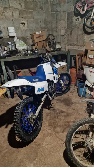 Suzuki DR50W