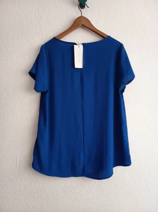 Blusa AMISU azul talla XL