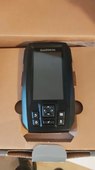 Sonda Garmin Striker 4 Vivid CV con traductor gt20