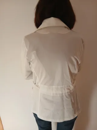 Chaqueta señora cremallera y bolsillos