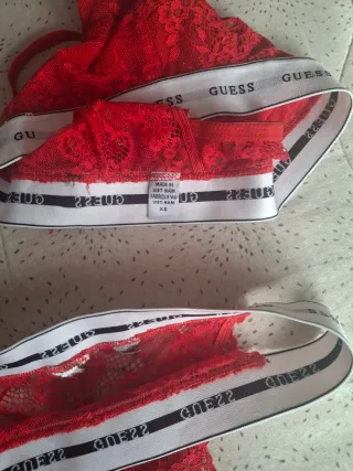 Completo intimo Guess rosso pizzo