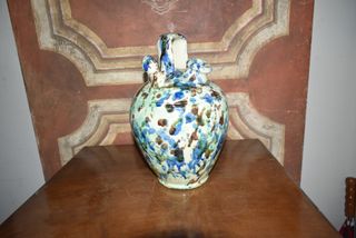Bonito botijo de ceramica decorado a mano
