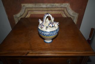 Botijo de ceramica de Talavera de cuatro caños