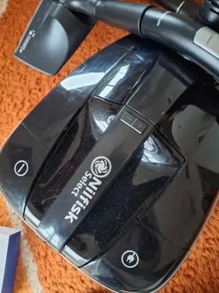 Aspiradora Nilfisk Select