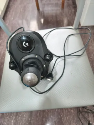 Volante Logitech G29 + Silla Playseat Challenge