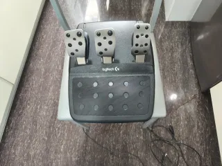 Volante Logitech G29 + Silla Playseat Challenge
