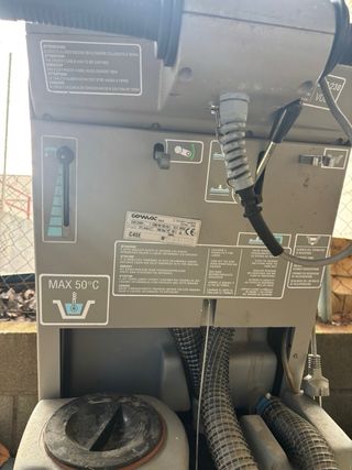 Máquina fregadora industrial