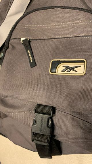 Mochila bandolera Reebok gris