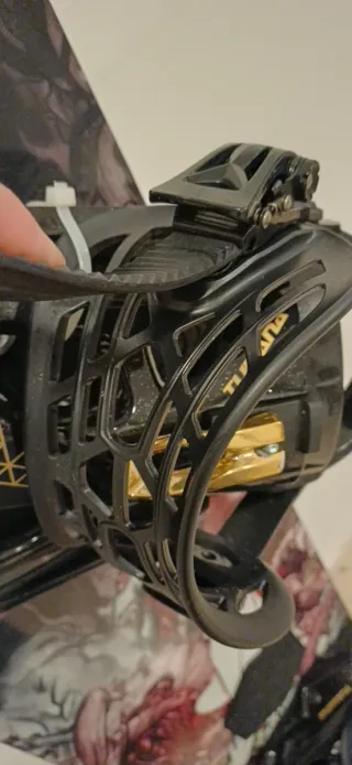 Tabla Snow Burton Shaun White 158 + Botas 150€