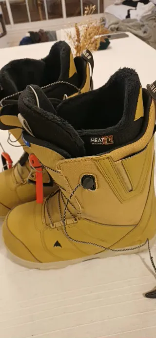 Tabla Snow Burton Shaun White 158 + Botas 150€