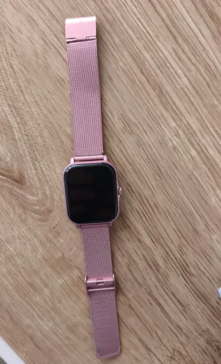 Reloj Inteligente Deportivo Beige y Dorado