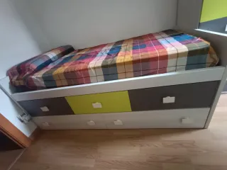 Habitación cama, colchón+armario