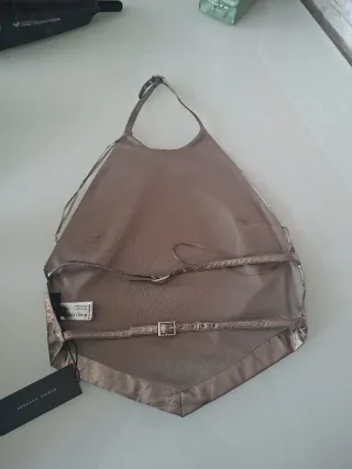 Top plateado Bershka