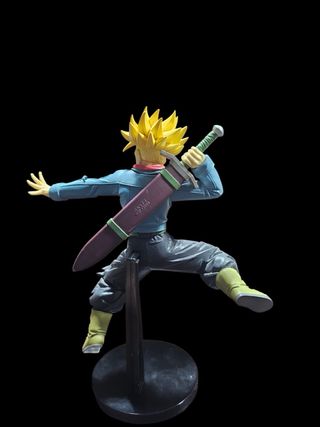 Figura Trunks Espada