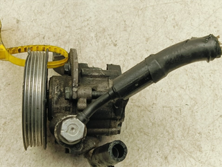 BOMBA DIRECCION VOLKSWAGEN PASSAT BERLINA (3B3) A