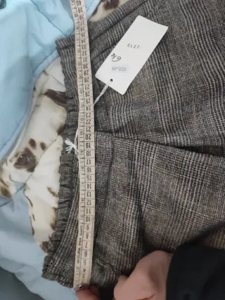 Completo gilet grigio con brillantini oro