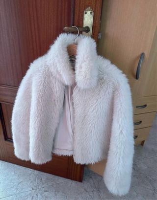 Cazadora pelo blanca Talla S nueva sin etiquetas
