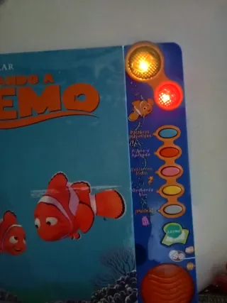 Libro interactivo infantil Buscando a Nemo Disney