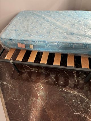 Colchón+somier+almohada