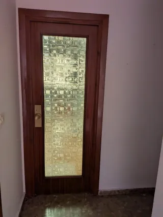Puerta interior de madera con cristal 210x 72cm