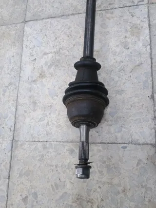 Transmisión Izquierda Renault 6 (1980)