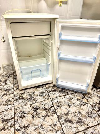 Frigorífico mediano blanco