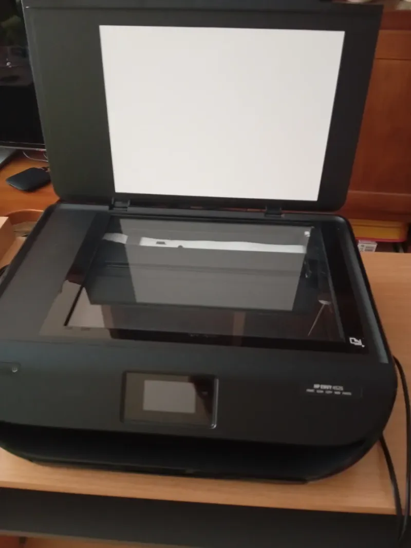 Impresora HP Envy 4526 Negra afbeelding 3