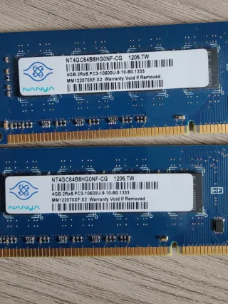 2x RAM Nanya 4GB 2Rx8 PC3-10600U