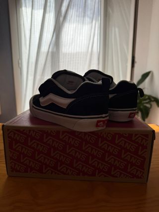 Zapatillas Vans Knu Skool
