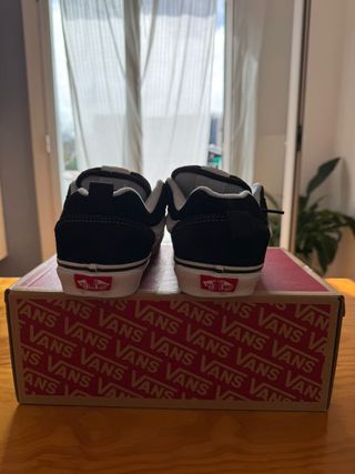 Zapatillas Vans Knu Skool