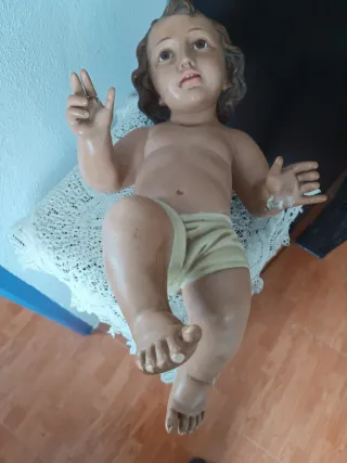 Niño Jesús antiguo escuela Olot,50 cm.