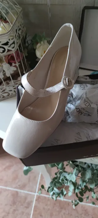 Zapatos Beige Talla 39
