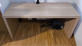 Mesa escritorio madera 150x65 Vendo por viaje