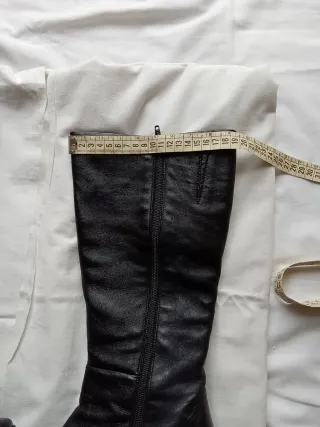 Stivali in pelle nera da donna taglia 38