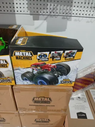 Coche a pilas Metal Machines