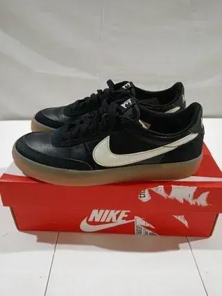 Sneakers Nike Donna Nere e Bianche