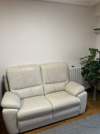 Sofá de 2 plazas en piel blanco