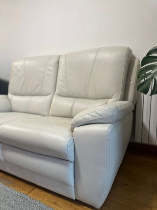 Sofá de 2 plazas en piel blanco