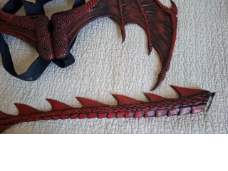 Disfraz de Dragón Alas y Máscara