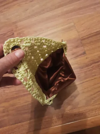 Borsetta uncinetto con catena dorata