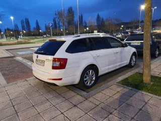 Skoda Octavia Combi 2014